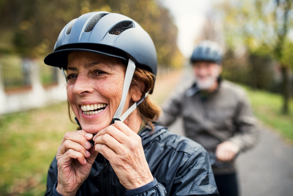 old-people-enjoying-cycling